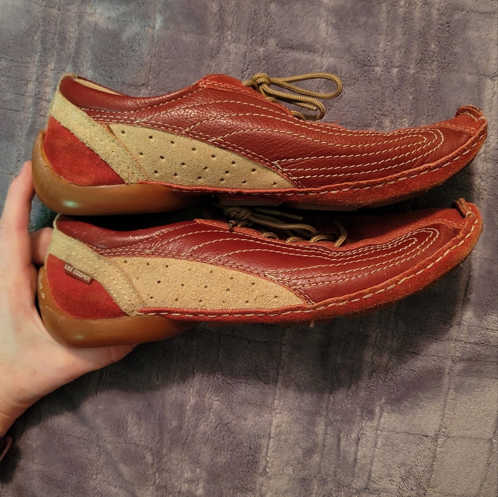 Lee Cooper Women's 2-tone shoes 7.5/38/UK 5 - Picture 2 of 4